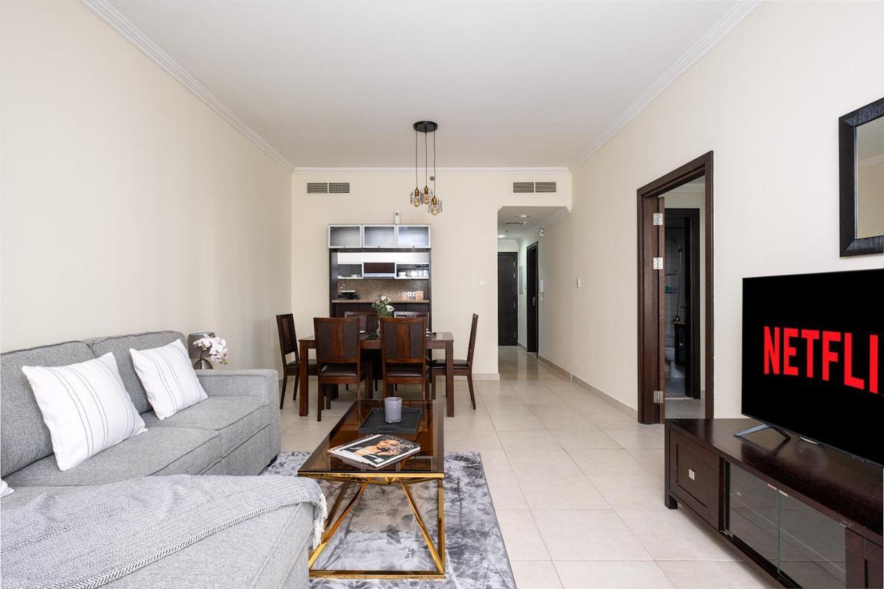 Apartment Premium At The Marina Quays West *