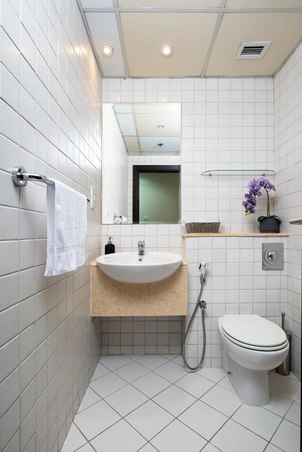 Premium At The Marina Quays West Apartment