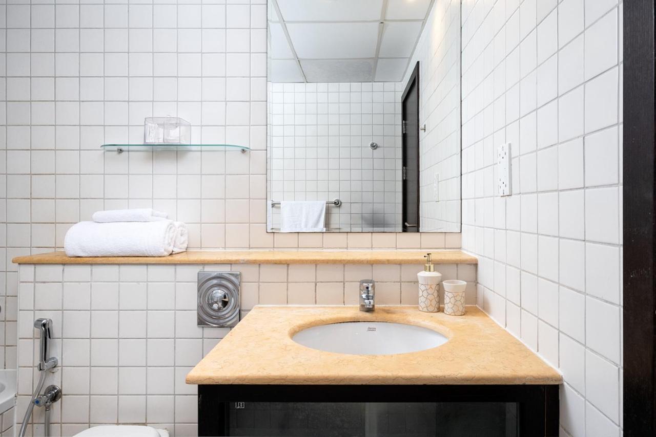 Premium At The Marina Quays West Apartment