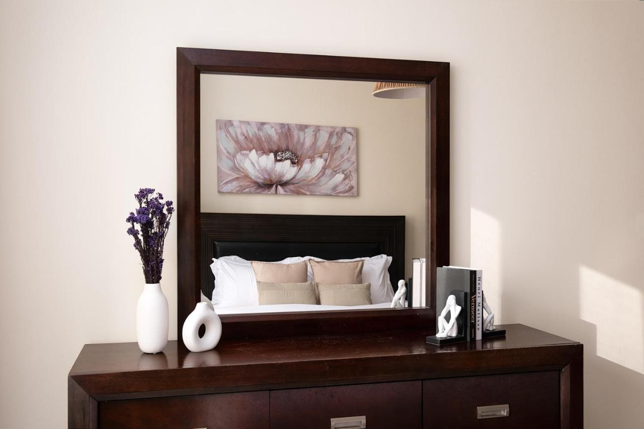 Premium At The Marina Quays West * Dubai